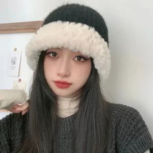 Fine Black Patchwork Thick Knit Bonnie Hat